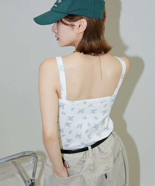 PUBLUX（パブリュクス）の「PUBLUX/パブリュクス カップ付き 小花柄 サーマル キャミソール　限定展開（キャミソール・レディース・ブルー/イエロー・ﾌﾘ-）」の16枚目の写真
