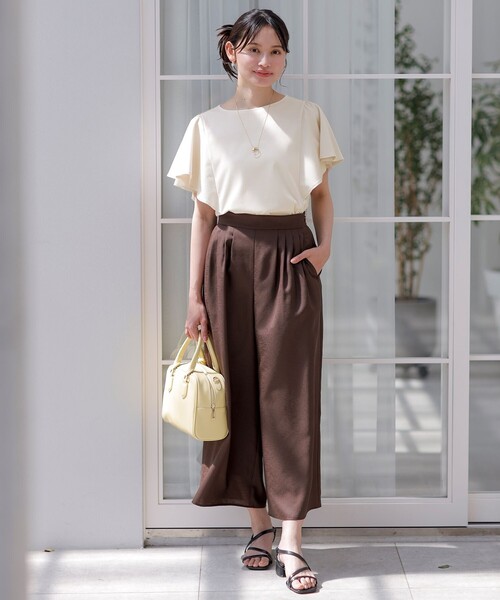 ANY SIS(エニィスィス)の「スムージーポリエステルタックフレア パンツ(その他パンツ・レディース・ネイビー系/ライトグリーン系9/レッド系/ダークブラウン系9/ダルブルー系・0)」の11枚目の写真