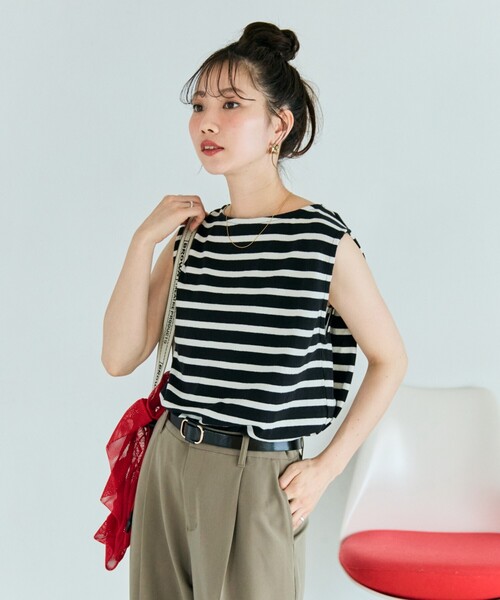 FREAK'S STORE(フリークスストア)の「限定展開 タックノースリーブボーダーTシャツ(Tシャツ/カットソー・レディース・オフホワイト/ブルー/ベージュ/イエロー/グリーン/その他13・フリ-)」の7枚目の写真