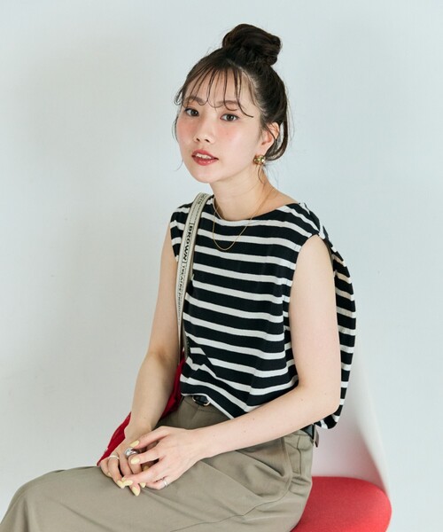 FREAK'S STORE(フリークスストア)の「限定展開 タックノースリーブボーダーTシャツ(Tシャツ/カットソー・レディース・オフホワイト/ブルー/ベージュ/イエロー/グリーン/その他13・フリ-)」の10枚目の写真