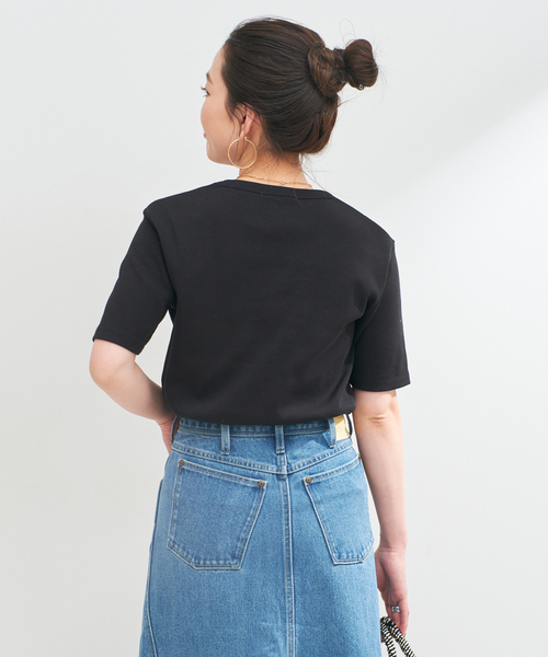 B.C STOCK（ベーセーストック）の「ウォッシャブル / 接触冷感 / C/PEフライスUネックTEE（Tシャツ/カットソー・レディース・キャメル/ブラック/ホワイト・FREE）」の21枚目の写真