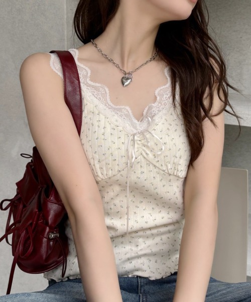 TREOVER（トレオーバー）の「上品でガーリーな印象に仕上げる花柄キャミソール（キャミソール・レディース・オートミール/アイボリー/オフホワイト・FREE）」の10枚目の写真