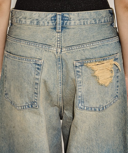 STUDIOUS（ステュディオス）の「【STUDIOUS/ステュディオス】Damaged Barrel Leg Jeans/ダメージバレルレッグジーンズ（デニムパンツ・レディース・ブラック/ダークインディゴブルー・1/3/2）」の19枚目の写真