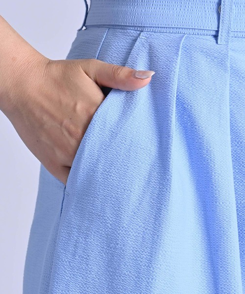 RAW FUDGE（ローファッジ）の「ベルト付２タックパンツ（その他パンツ・レディース・スミクロ/サックスブルー/オフホワイト・M）」の22枚目の写真