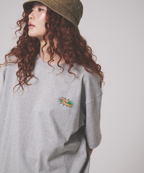 FIRST DOWN(ファーストダウン)の「プリント ショートスリーブ Tシャツ #2(Tシャツ/カットソー・メンズ・ホワイト/杢グレー/ブラック・L/M/XL)」の20枚目の写真