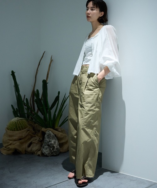 BABYLONE（バビロン）の「ツイルサテンカーゴパンツ（カーゴパンツ・レディース・ライトブラウン/カーキ・38inch/36inch）」の5枚目の写真