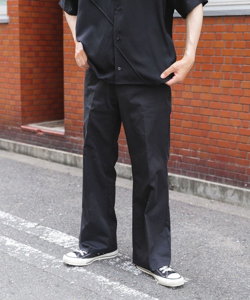 ITEMS URBANRESEARCH(アイテムズ アーバンリサーチ)の「センタープレスフレアードトラウザー(その他パンツ・メンズ・グレー/ブラック/ネイビー・MEDIUM/LARGE)」の6枚目の写真