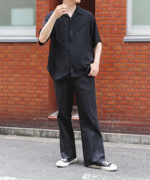 ITEMS URBANRESEARCH(アイテムズ アーバンリサーチ)の「センタープレスフレアードトラウザー(その他パンツ・メンズ・グレー/ブラック/ネイビー・MEDIUM/LARGE)」の8枚目の写真