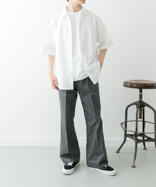 ITEMS URBANRESEARCH(アイテムズ アーバンリサーチ)の「センタープレスフレアードトラウザー(その他パンツ・メンズ・グレー/ブラック/ネイビー・MEDIUM/LARGE)」の19枚目の写真