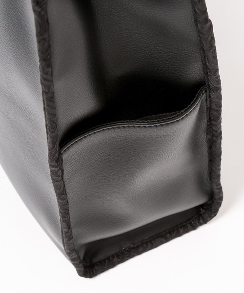 HARE（ハレ）の「BIGマルチポケットトート(HARE)（トートバッグ・レディース・ブラック/ブルー・FREE）」の15枚目の写真