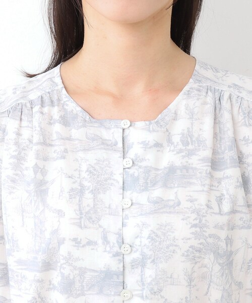 LAURA ASHLEY(ローラアシュレイ)の「【STORY掲載!/コットン100%/同柄アイテムあり】ブレイスミス トワル柄 ワンピース(ワンピース・レディース・ホワイト系3/ネイビー系・38/40)」の6枚目の写真