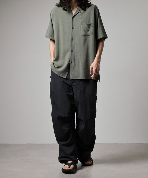 BANKS(バンクス)の「BANKS JOURNAL LINEN SOLID SS SHIRT リネンソリッド半袖シャツ(シャツ/ブラウス・メンズ・オリーブ/ブラウン・L/XL/M)」の4枚目の写真