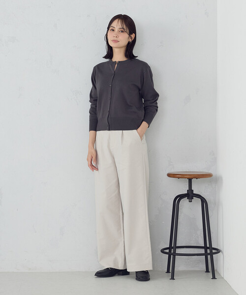 COMME CA ISM（コムサイズム）の「【マシンウォッシャブル】ベーシック クルーネックカーディガン（カーディガン/ボレロ・レディース・ブラック/ホワイト/グリーン/チャコール・MEDIUM/LARGE）」の11枚目の写真