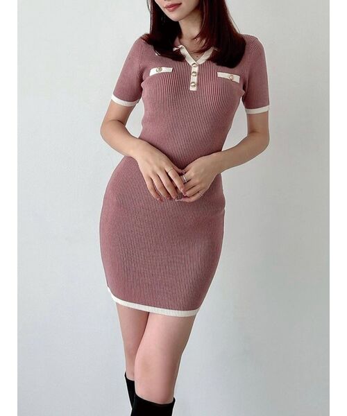 RESEXXY（リゼクシー）の「ゴールドボタンバイカラーニットポロワンピース（ワンピース・レディース・ピンク/ブラック/ベージュ・FREE）」の3枚目の写真