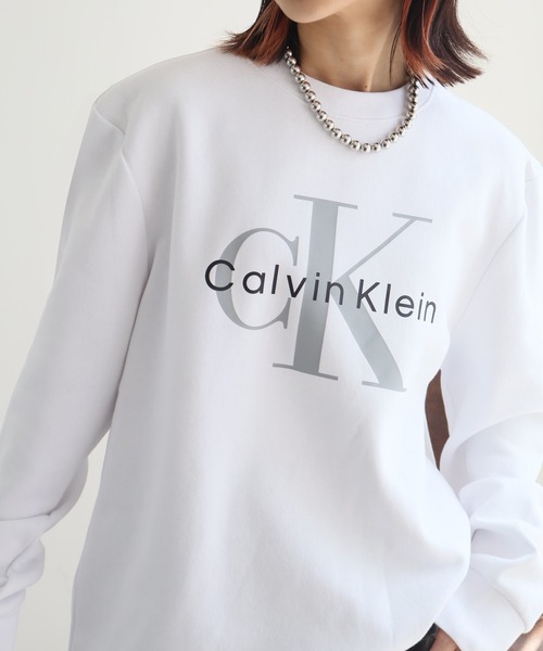 Calvin Klein Jeans（カルヴァンクラインジーンズ）の「【Calvin Klein JEANS/カルバンクライン ジーンズ】 MONOLOGO FLEECE CREW NECK SWEATSHIRT/モノグラム プリント クルーネック スウェット トレーナー（スウェット・メンズ・ブラック/ヘザーグレー/ホワイト・S/M/L/XL）」の18枚目の写真