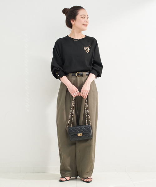 B.C STOCK(ベーセーストック)の「手洗い可 / チェーンブローチ付きニットプルオーバー(ニット/セーター・レディース・ブラック/ブラウン/ボルドー・FREE)」の4枚目の写真