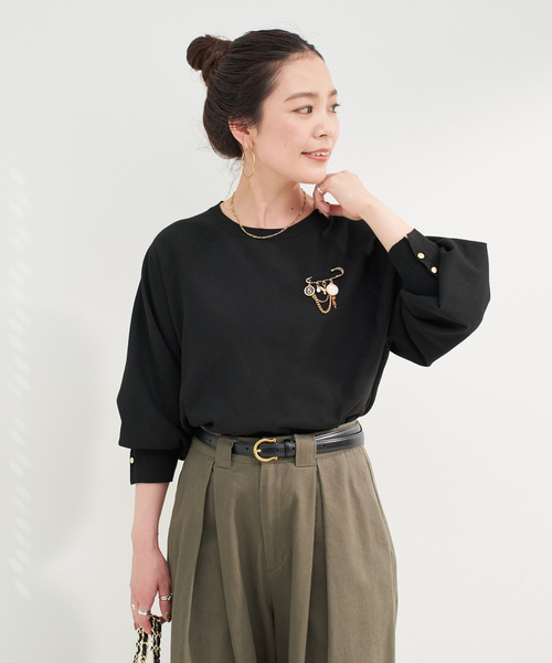 B.C STOCK(ベーセーストック)の「手洗い可 / チェーンブローチ付きニットプルオーバー(ニット/セーター・レディース・ブラック/ブラウン/ボルドー・FREE)」の7枚目の写真