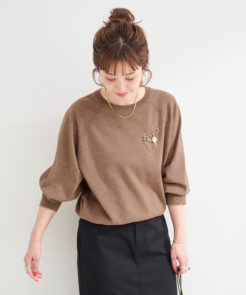 B.C STOCK(ベーセーストック)の「手洗い可 / チェーンブローチ付きニットプルオーバー(ニット/セーター・レディース・ブラック/ブラウン/ボルドー・FREE)」の13枚目の写真