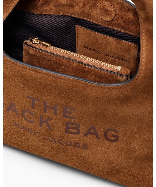 MARC JACOBS（マークジェイコブス）の「THE SUEDE MINI SACK BAG/ザ スエード サック バッグ ミニ（ショルダーバッグ・レディース・ブラウン系その他4・ONE SIZE）」の7枚目の写真