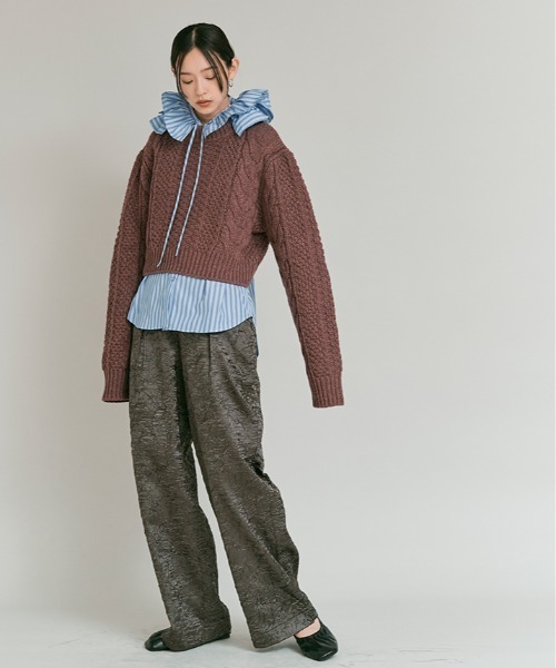 W:Huku(フーク)の「ウール ショート丈 ケーブル ニット セーター / Wool-Blend Short Length Cable Knit Sweater(ニット/セーター・レディース・ブラウン/アイボリー/チャコール・FREE)」の20枚目の写真