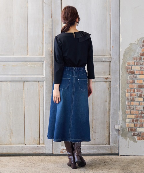 Rose Tiara(ローズティアラ)の「【UVカット】ショルダーフリルカットソー(Tシャツ/カットソー・レディース・ホワイト/オフホワイト/ブラック・38/42/46)」の12枚目の写真