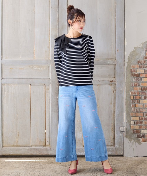 Rose Tiara(ローズティアラ)の「【UVカット】ショルダーフリルカットソー(Tシャツ/カットソー・レディース・ホワイト/オフホワイト/ブラック・38/42/46)」の14枚目の写真