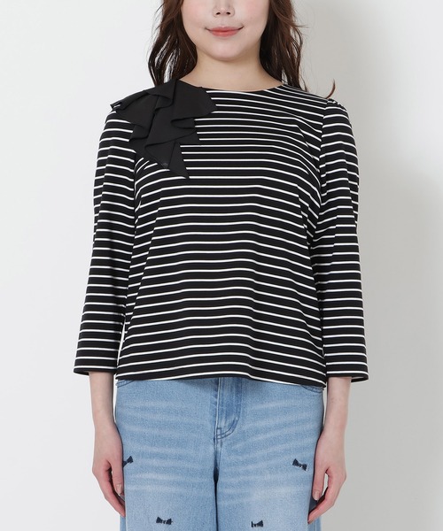 Rose Tiara(ローズティアラ)の「【UVカット】ショルダーフリルカットソー(Tシャツ/カットソー・レディース・ホワイト/オフホワイト/ブラック・38/42/46)」の16枚目の写真