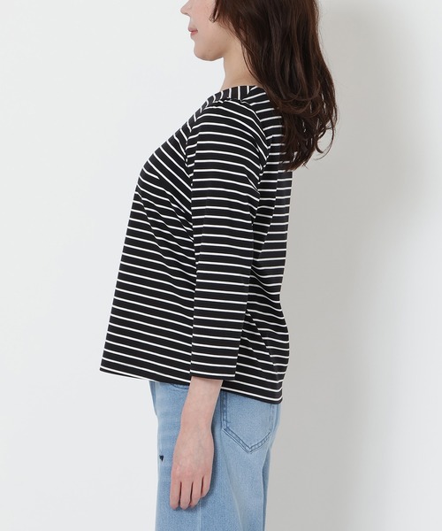 Rose Tiara(ローズティアラ)の「【UVカット】ショルダーフリルカットソー(Tシャツ/カットソー・レディース・ホワイト/オフホワイト/ブラック・38/42/46)」の17枚目の写真