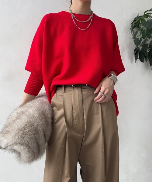 DouDou(ドゥドゥ)の「【WEB限定】ポンチョニット(ニット/セーター・レディース・レッド/ブラック/オフホワイト/グレー・FREE)」の14枚目の写真