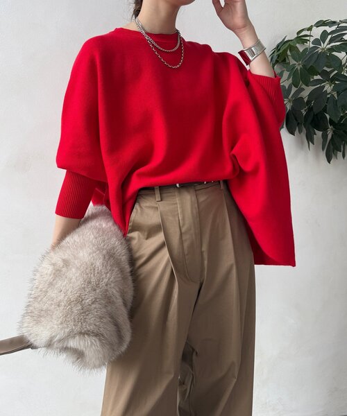 DouDou(ドゥドゥ)の「【WEB限定】ポンチョニット(ニット/セーター・レディース・レッド/ブラック/オフホワイト/グレー・FREE)」の15枚目の写真