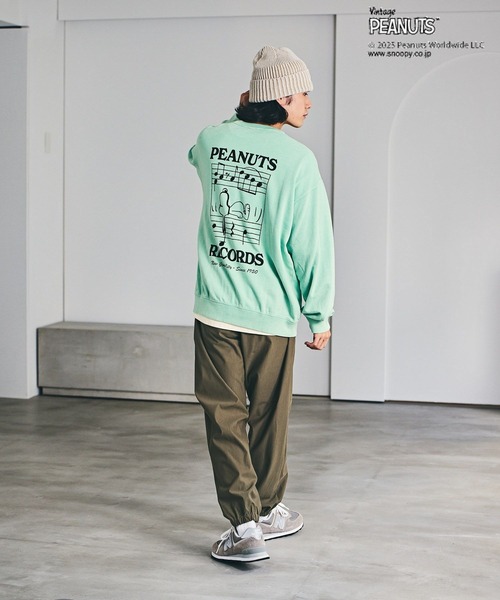 PEANUTS（ピーナッツ）の「［ユニセックス］【PEANUTS×BAYFLOW】ピーナッツアソートスウェット（スウェット・メンズ・イエロー/グリーン/ピンク/オフホワイト/チャコールグレー/杢グレー・MEDIUM/LARGE）」の11枚目の写真