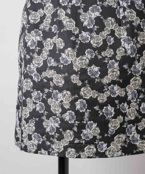 VIOLETTA（ヴィオレッタ）の「【HEIREN】ジャガードミニコクーンスカート（スカート・レディース・ブラック/ブルー・M/S）」の22枚目の写真