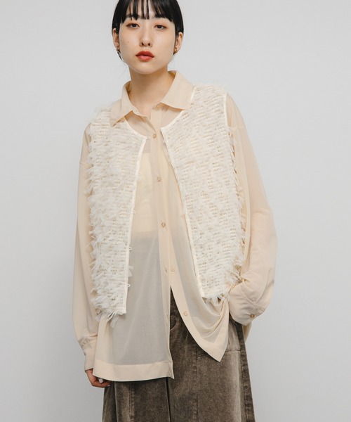 KBF（ケイビーエフ）の「チュールフリンジトップス（ベスト・レディース・ブラック/アイボリー・ONE）」の3枚目の写真