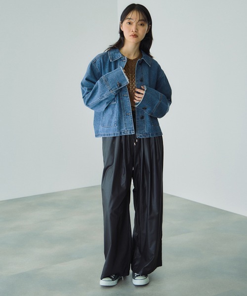 VICKY（ビッキー）の「フラップポケットショートデニムブルゾン≪手洗い可能≫（ブルゾン・レディース・ブルー/ネイビー・M）」の6枚目の写真