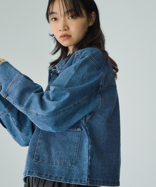 VICKY（ビッキー）の「フラップポケットショートデニムブルゾン≪手洗い可能≫（ブルゾン・レディース・ブルー/ネイビー・M）」の5枚目の写真