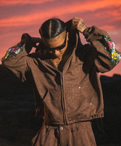 FR(13)NDS(フレンズ)の「FR(13)NDS × Ed Hardy/フレンズ × エド・ハーディ/コラボジップフーディ(パーカー・メンズ・ブラウン/グレー・M/L)」の5枚目の写真