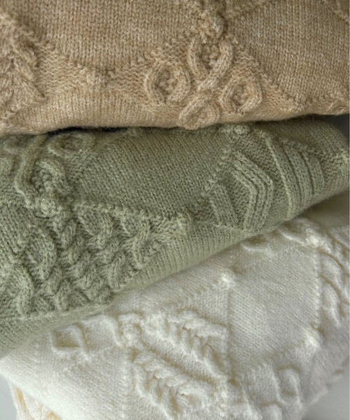 lawgy（ラウジー）の「pattern rhombus volume sleeve knit / パターンロンバスボリュームスリーブニット（ニット/セーター・レディース・ベージュ/グリーン系その他/ホワイト・FREE）」の16枚目の写真