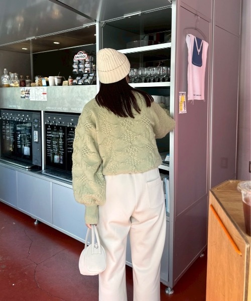lawgy（ラウジー）の「pattern rhombus volume sleeve knit / パターンロンバスボリュームスリーブニット（ニット/セーター・レディース・ベージュ/グリーン系その他/ホワイト・FREE）」の22枚目の写真