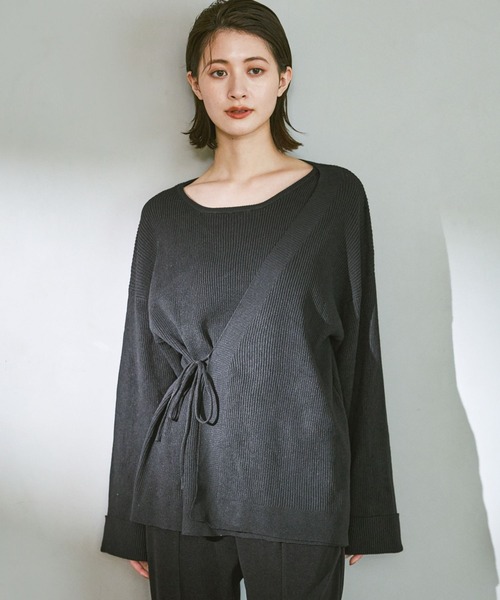 LAKOLE(ラコレ)の「レイヤードライクニットプルオーバー / 594727(ニット/セーター・レディース・ブラウン/アイボリー/ブラック・FREE)」の2枚目の写真