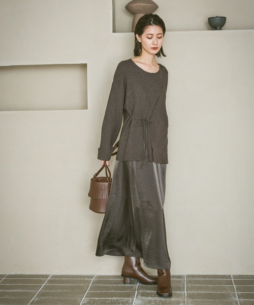 LAKOLE(ラコレ)の「レイヤードライクニットプルオーバー / 594727(ニット/セーター・レディース・ブラウン/アイボリー/ブラック・FREE)」の4枚目の写真