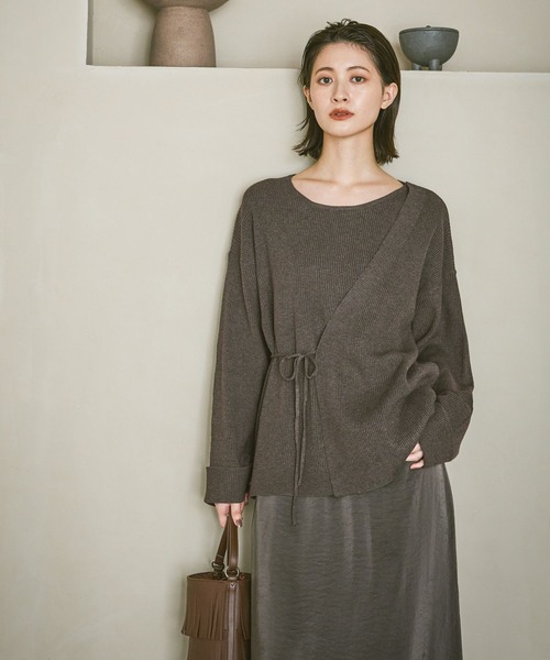 LAKOLE(ラコレ)の「レイヤードライクニットプルオーバー / 594727(ニット/セーター・レディース・ブラウン/アイボリー/ブラック・FREE)」の6枚目の写真