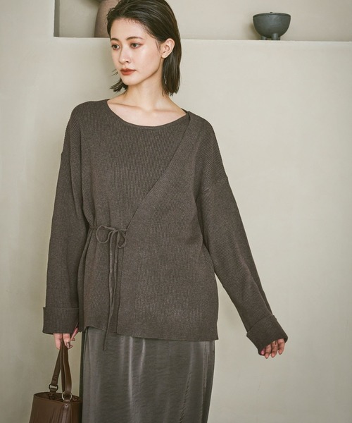 LAKOLE(ラコレ)の「レイヤードライクニットプルオーバー / 594727(ニット/セーター・レディース・ブラウン/アイボリー/ブラック・FREE)」の8枚目の写真