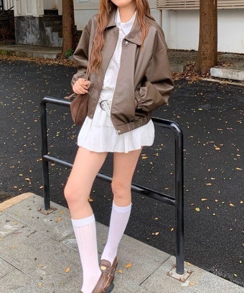 .KOM(ドットコム)の「A'GEM/9 × .kom 『.KOM/ドットケーオーエム』 Simple Design Faux Leather Blouson/シンプルデザインエコレザー ブルゾン(ライダースジャケット・レディース・ブラック/ブラウン・XL)」の20枚目の写真