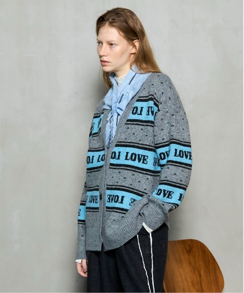 MAISON SPECIAL（メゾンスペシャル）の「LOVE Jacquard Cardigan / LOVEジャカードカーディガン（カーディガン/ボレロ・レディース・ブラック/グレー/オレンジ・FREE）」の9枚目の写真