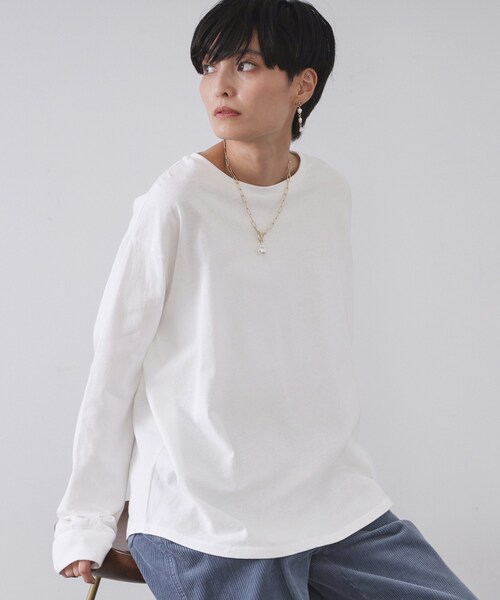 OPAQUE.CLIP(オペークドットクリップ)の「リラクシーロングTシャツ【洗濯機OK】(Tシャツ/カットソー・レディース・ホワイト/ブラウン系その他/チャコールグレー・00)」の2枚目の写真