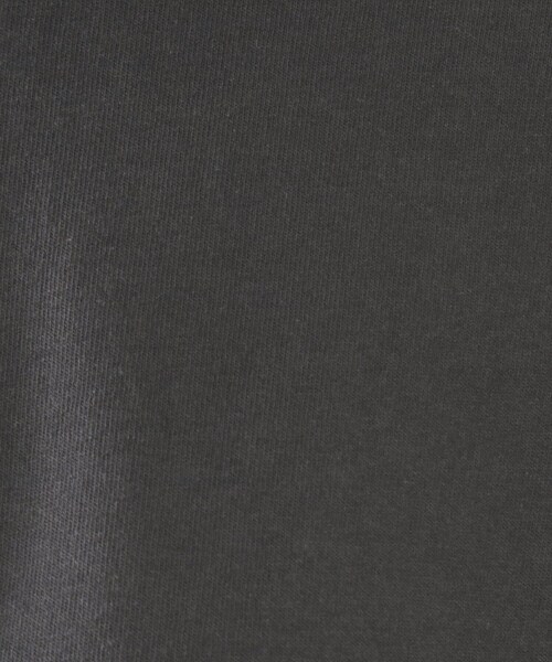 OPAQUE.CLIP(オペークドットクリップ)の「リラクシーロングTシャツ【洗濯機OK】(Tシャツ/カットソー・レディース・ホワイト/ブラウン系その他/チャコールグレー・00)」の11枚目の写真