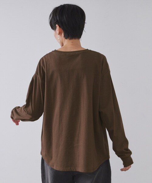 OPAQUE.CLIP(オペークドットクリップ)の「リラクシーロングTシャツ【洗濯機OK】(Tシャツ/カットソー・レディース・ホワイト/ブラウン系その他/チャコールグレー・00)」の18枚目の写真
