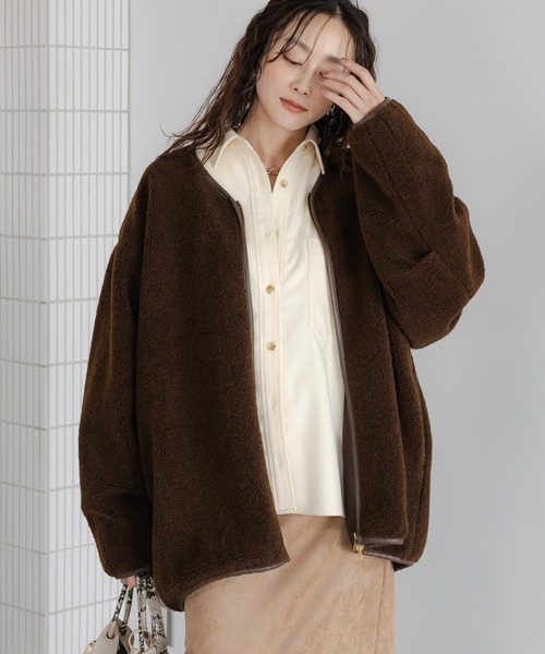 Elura（エルーラ）の「ライトボアブルゾン/607994（ブルゾン・レディース・ダークブラウン/キャメル/チャコールグレー/アイボリー/ブラック・SMALL/MEDIUM）」の4枚目の写真