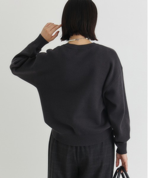 Right-on（ライトオン）の「【HONEYSUCKLE ROSE】スウェットライクロゴセーター (スウェットライク/ロゴ/通気性/デイリー/カジュアル/きれいめ / 親子でお揃い)（ニット/セーター・レディース・キナリ/ダークグレー/グレー・S/M/L）」の20枚目の写真