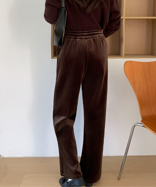 Maison Calme(メゾンカルム)の「【リラックスボトム】裏起毛ベロアドロスト イージーワイドパンツ 防寒 ウエストゴム(その他パンツ・レディース・ブラウン/ブラック・M/L)」の18枚目の写真